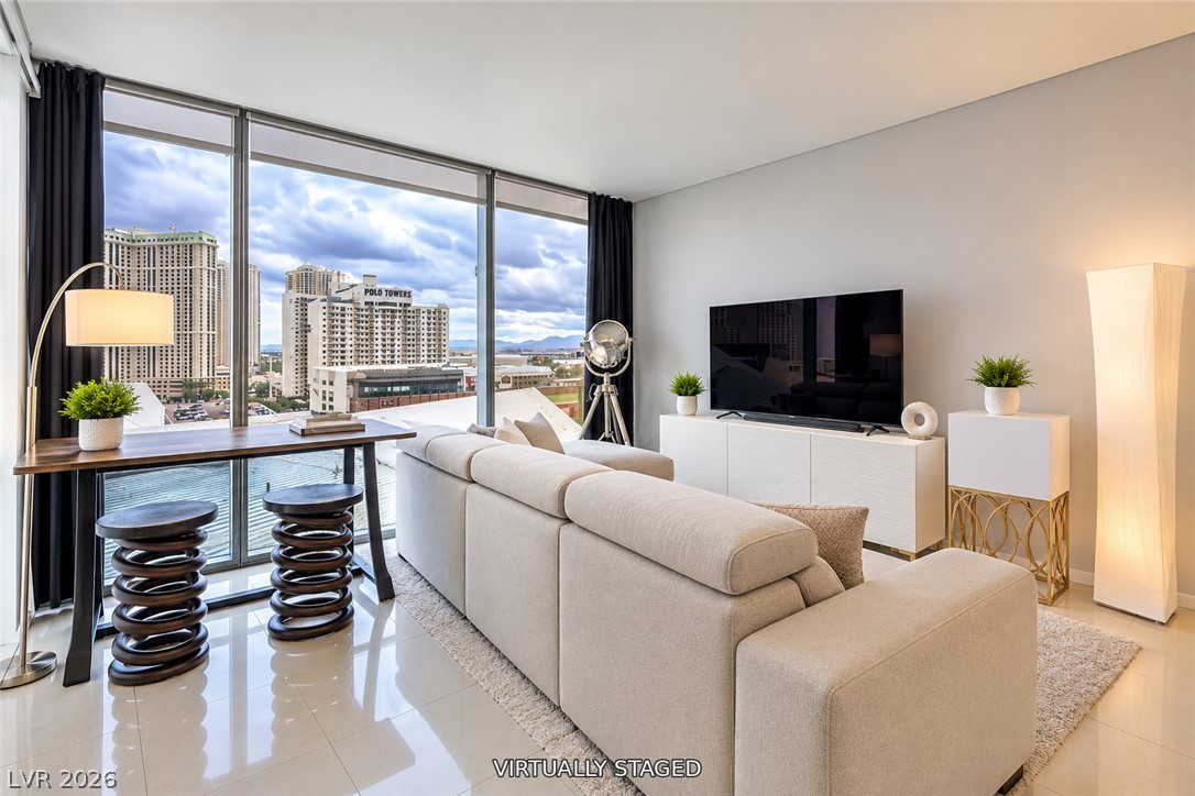 3722 Las Vegas Boulevard 604 Las Vegas NV 89158