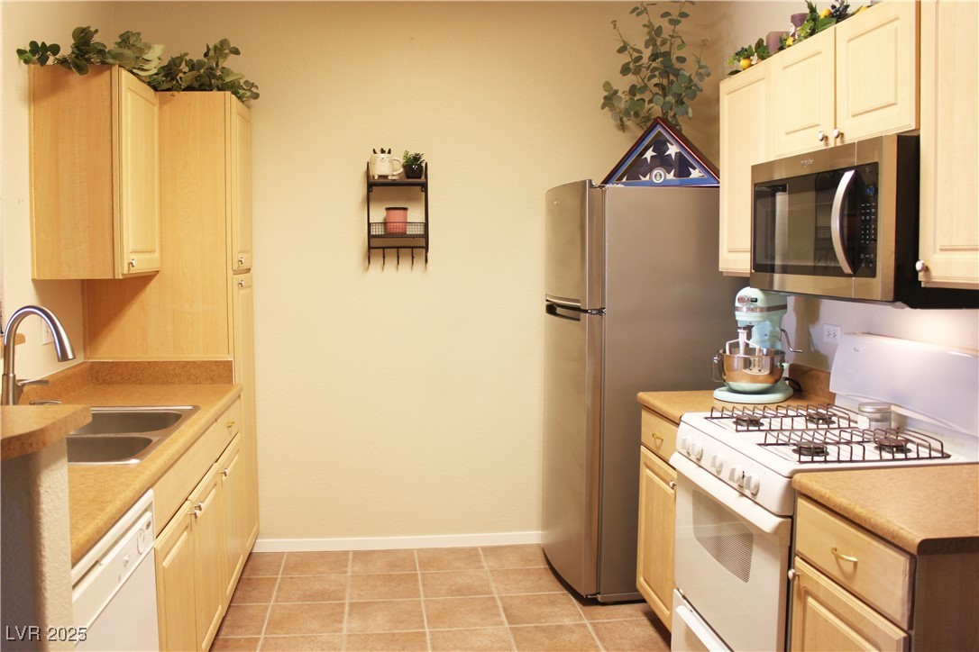 8250 North Grand Canyon Drive 2110 Las Vegas NV 89166