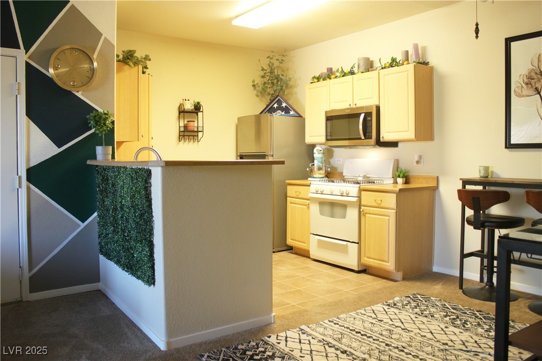 8250 North Grand Canyon Drive 2110 Las Vegas NV 89166