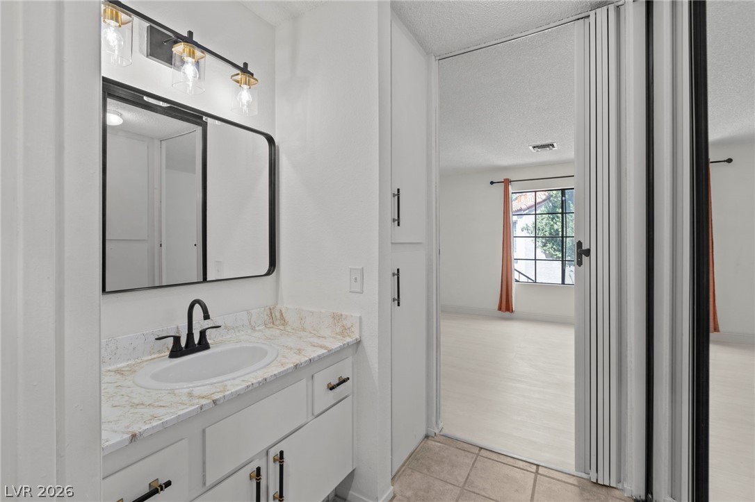 4718 Nara Vista Way 202 Las Vegas NV 89103