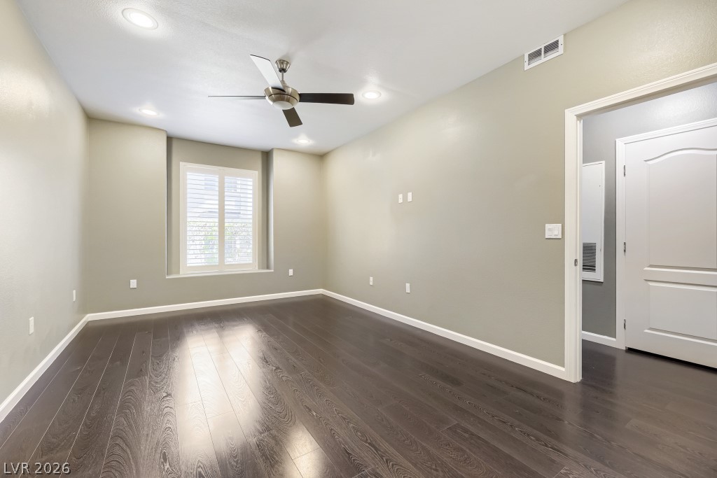 2305 West Horizon Ridge Parkway 1614 Henderson NV 89052