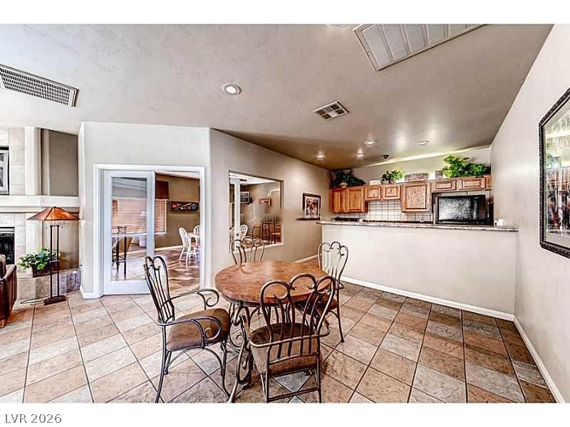 2305 West Horizon Ridge Parkway 1614 Henderson NV 89052