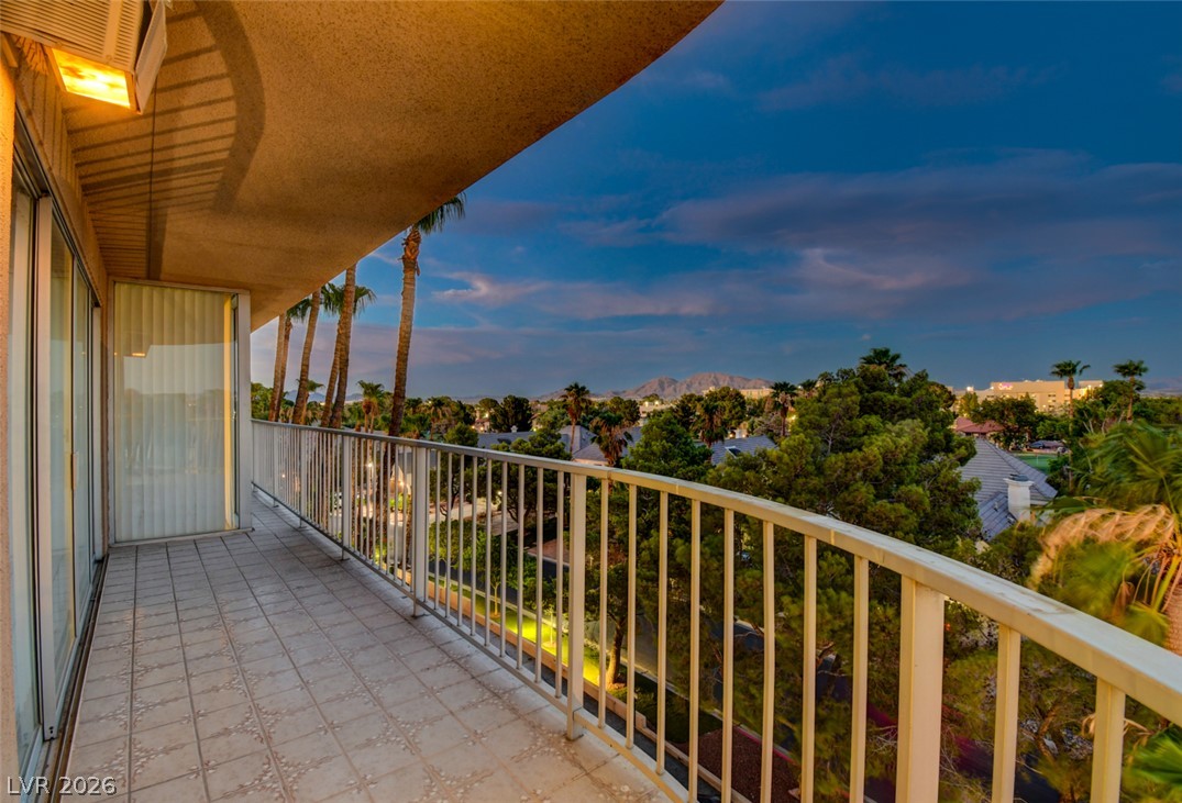 3111 Bel Air Drive 5h Las Vegas NV 89109
