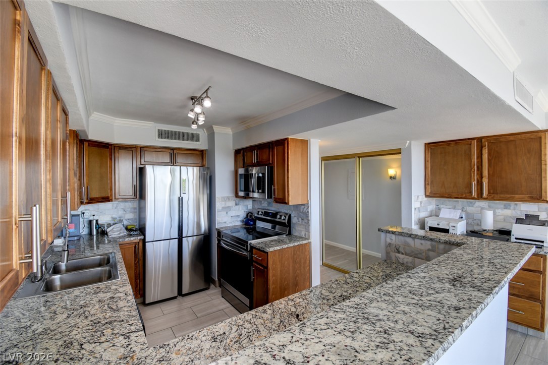 3111 Bel Air Drive 5h Las Vegas NV 89109