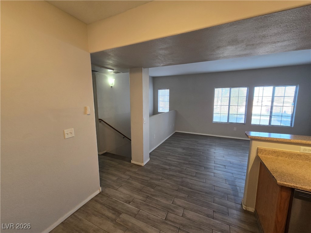 2011 Sue Court 203 Las Vegas NV 89108