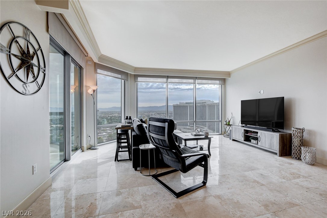 322 Karen Avenue 2602 Las Vegas NV 89109