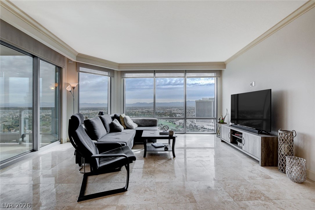 322 Karen Avenue 2602 Las Vegas NV 89109