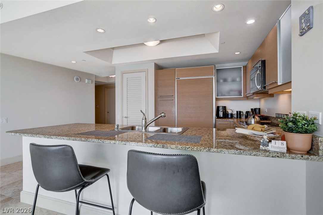 322 Karen Avenue 2602 Las Vegas NV 89109