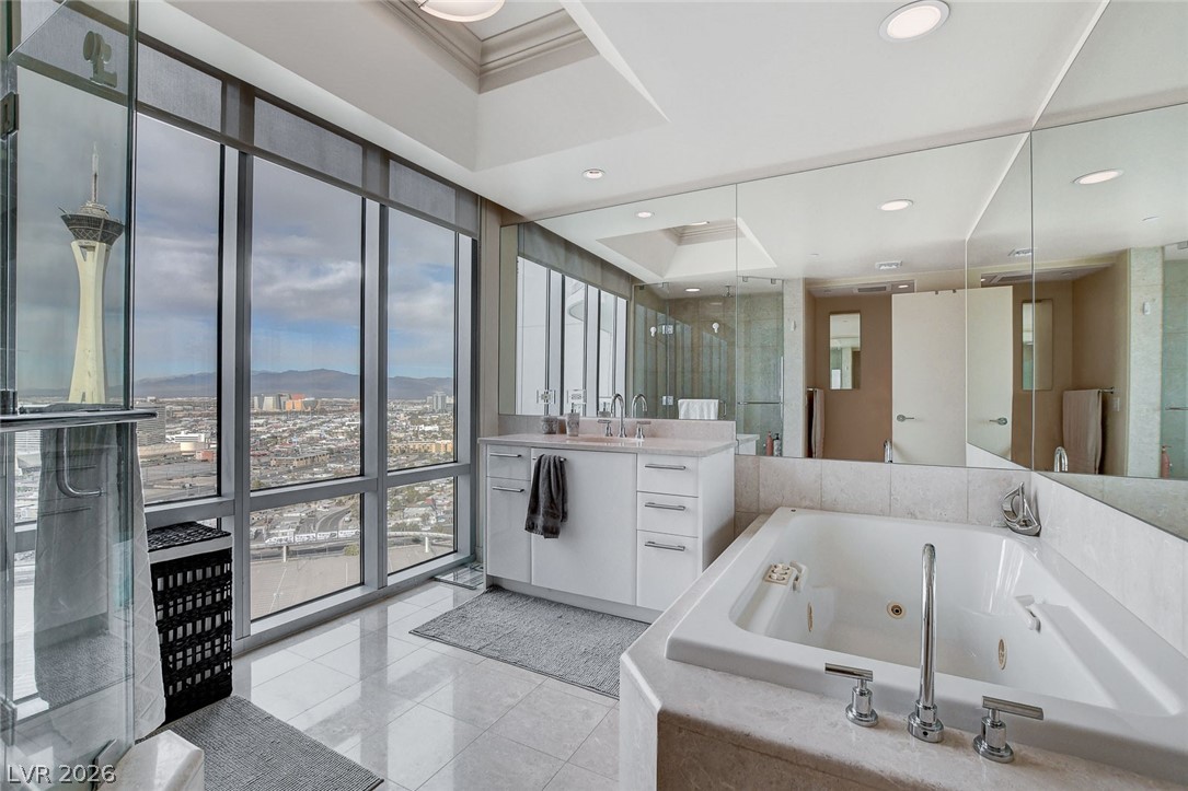 322 Karen Avenue 2602 Las Vegas NV 89109