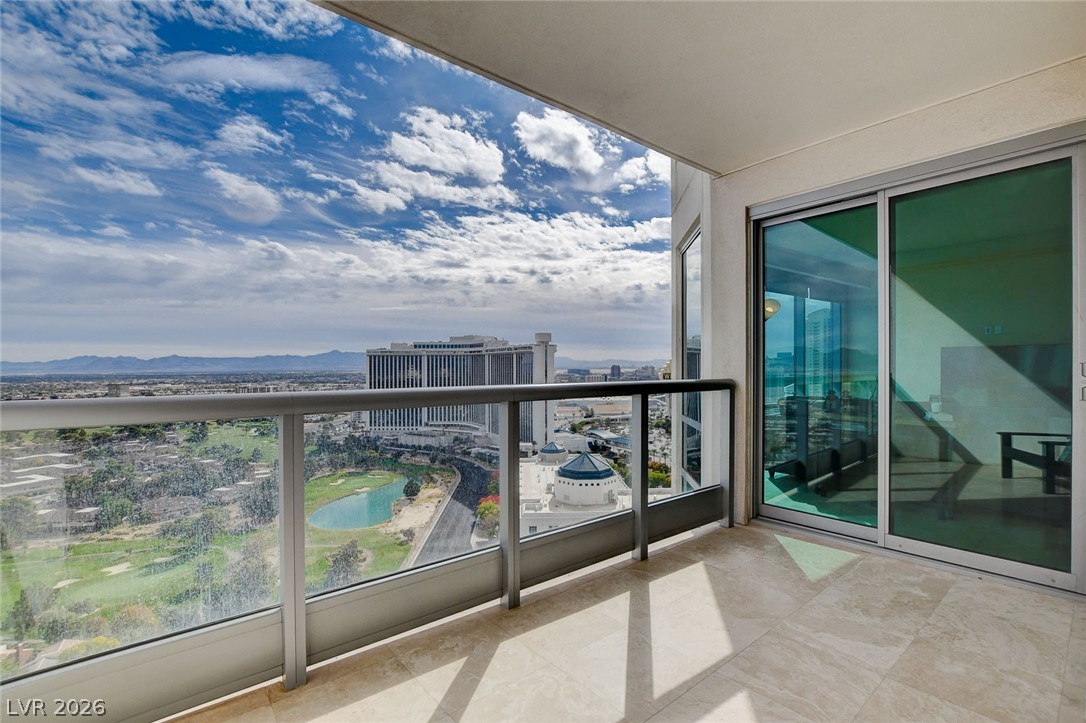 322 Karen Avenue 2602 Las Vegas NV 89109