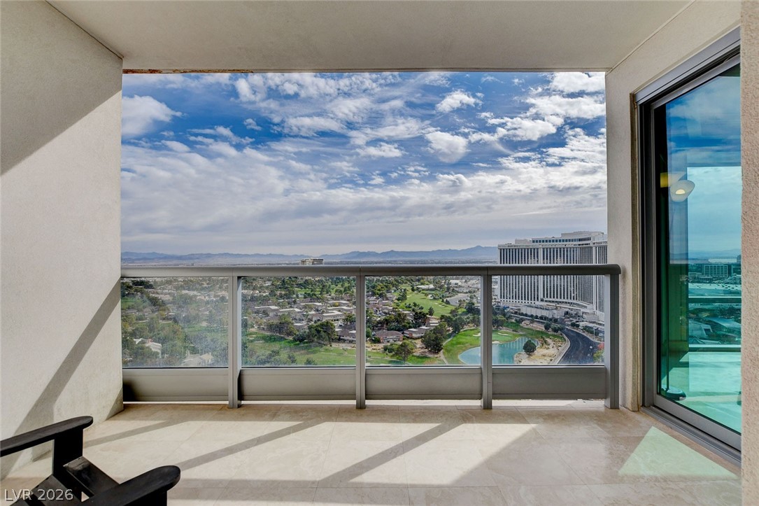 322 Karen Avenue 2602 Las Vegas NV 89109