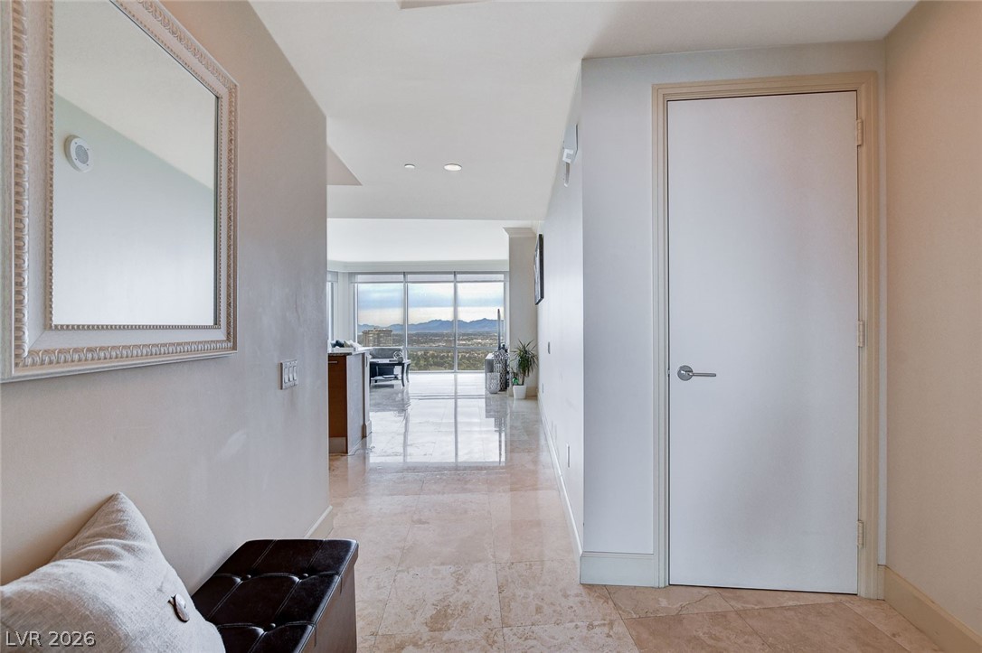322 Karen Avenue 2602 Las Vegas NV 89109