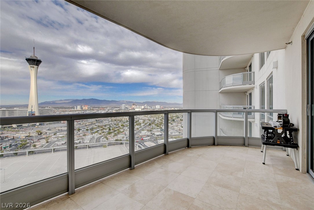 322 Karen Avenue 2602 Las Vegas NV 89109