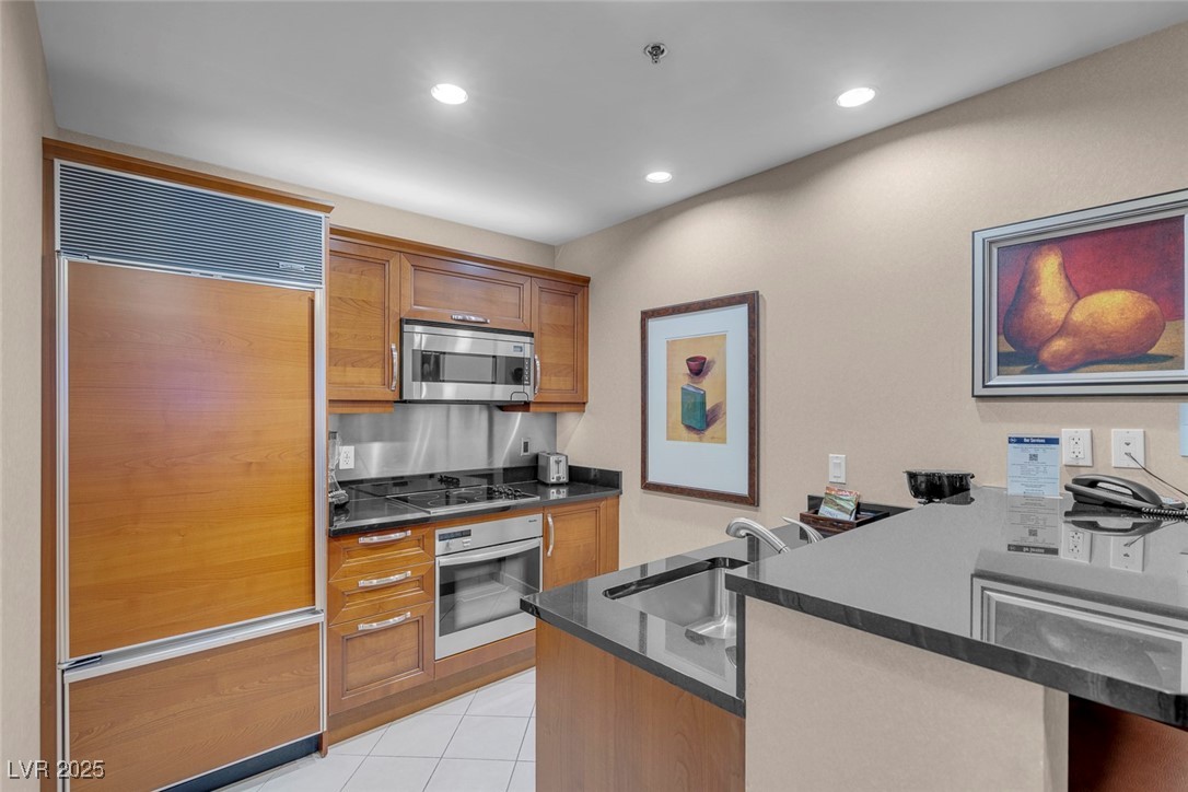 135 East Harmon Avenue 2320 Las Vegas NV 89109