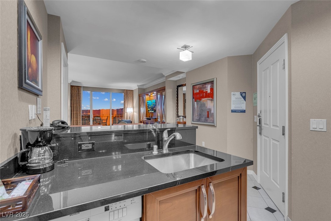 135 East Harmon Avenue 2320 Las Vegas NV 89109