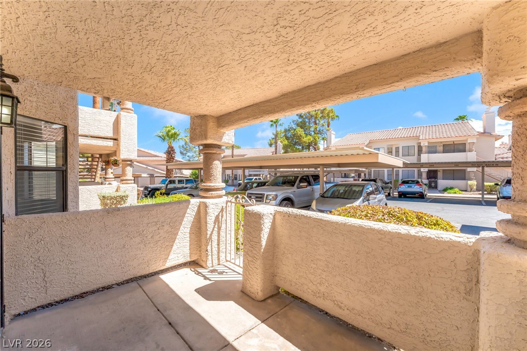 1017 Falconhead Lane 102 Las Vegas NV 89128