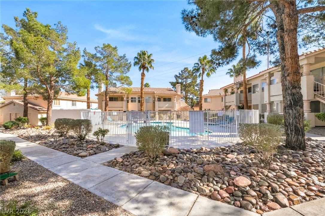 1017 Falconhead Lane 102 Las Vegas NV 89128