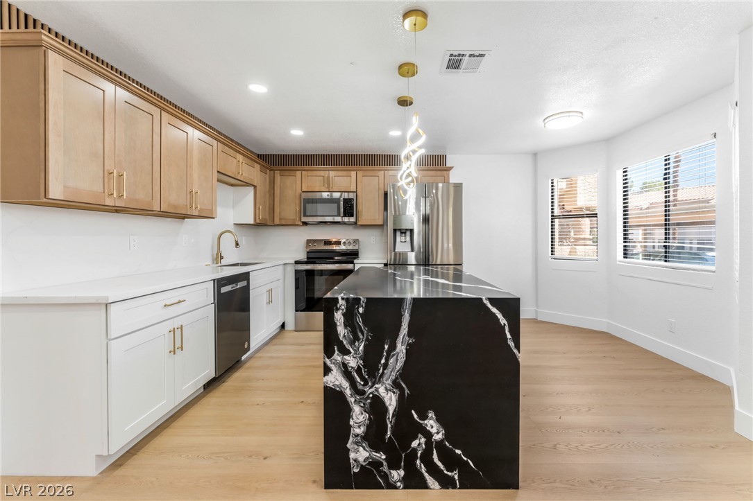 1017 Falconhead Lane 102 Las Vegas NV 89128