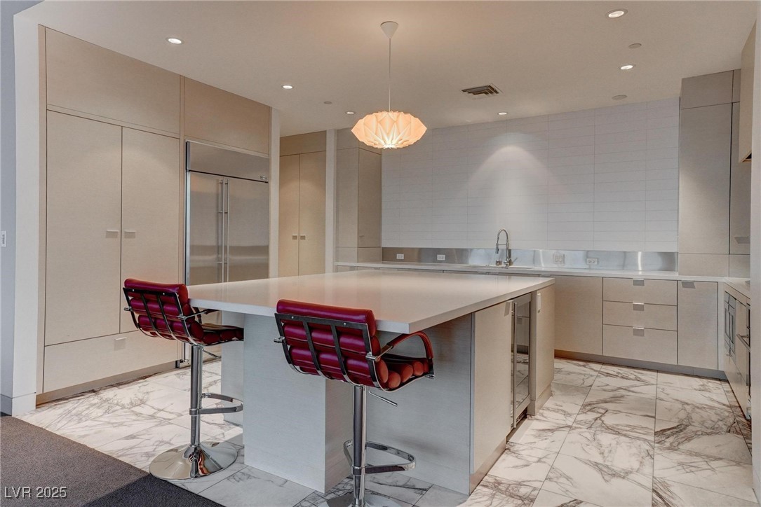 4575 Dean Martin Drive 2607 Las Vegas NV 89103
