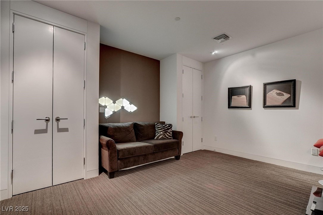 4575 Dean Martin Drive 2607 Las Vegas NV 89103