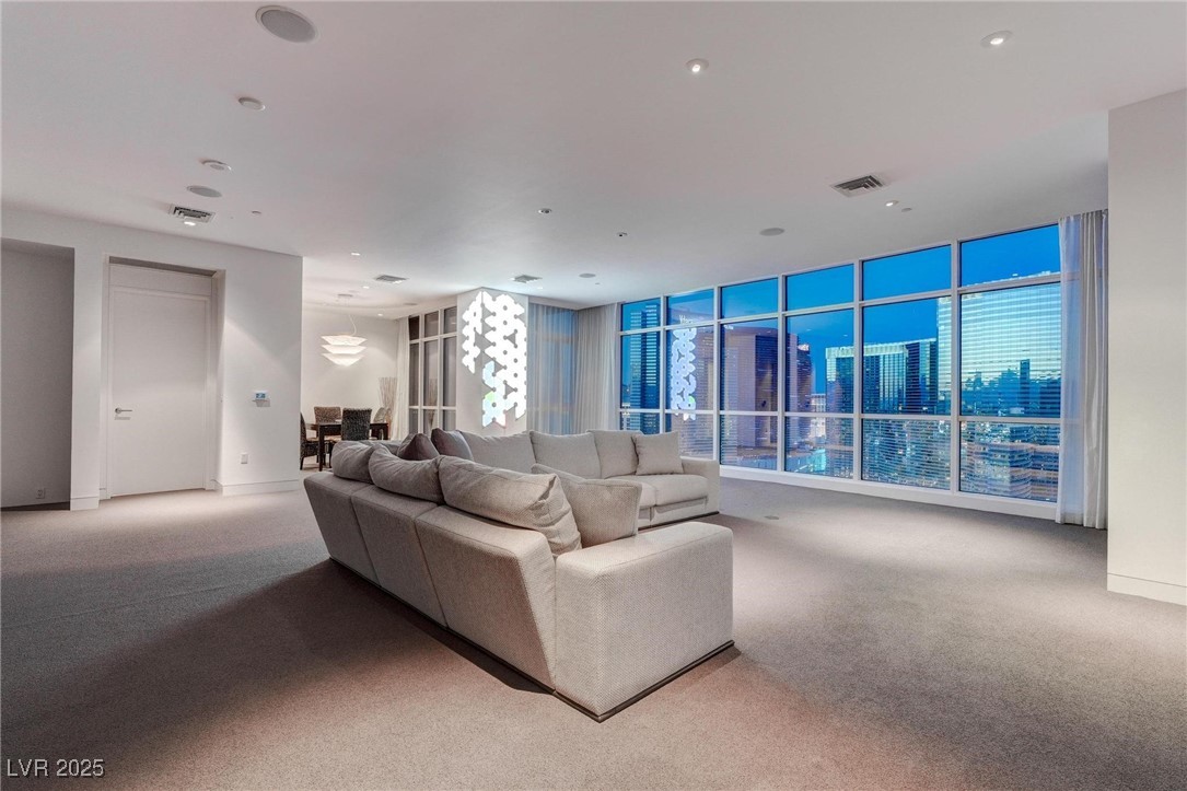 4575 Dean Martin Drive 2607 Las Vegas NV 89103