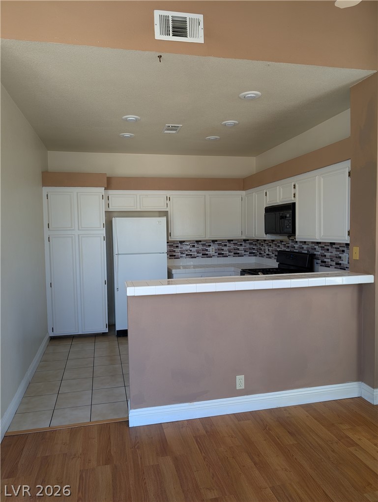 5155 W. Tropicana Avenue 2009 Las Vegas NV 89103