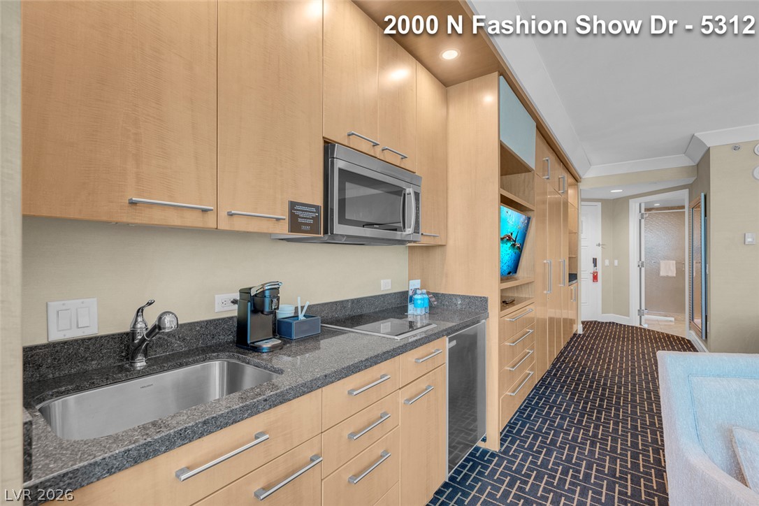 2000 North Fashion Show Drive 5312 Las Vegas NV 89109