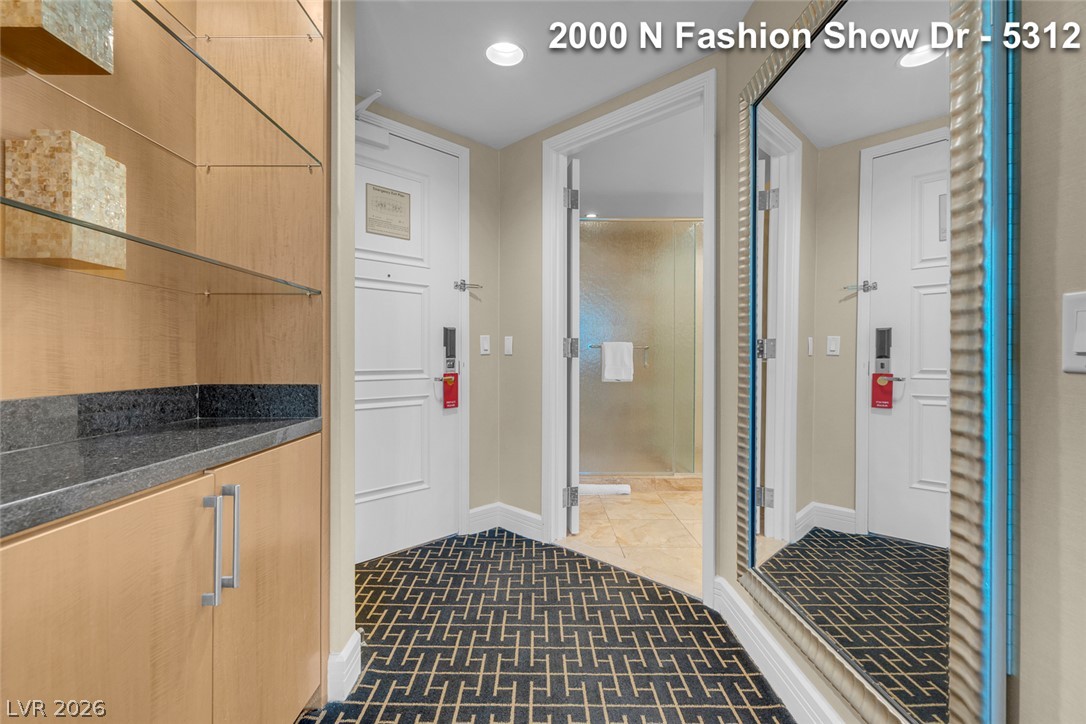 2000 North Fashion Show Drive 5312 Las Vegas NV 89109