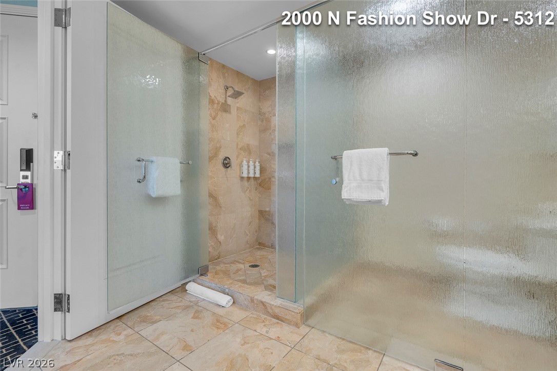 2000 North Fashion Show Drive 5312 Las Vegas NV 89109