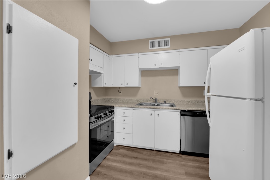 350 Desert Inn Road E201 Las Vegas NV 89109