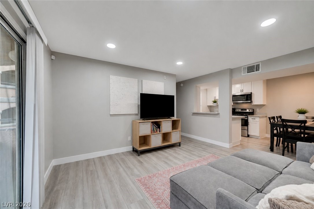 5260 Mission Monterey Lane 105 Las Vegas NV 89107