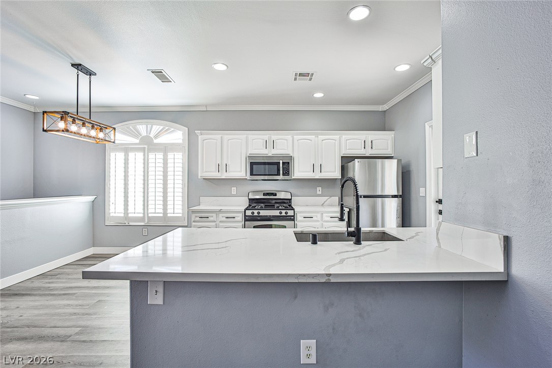 1500 Ruby Cliffs Lane 201 Las Vegas NV 89144
