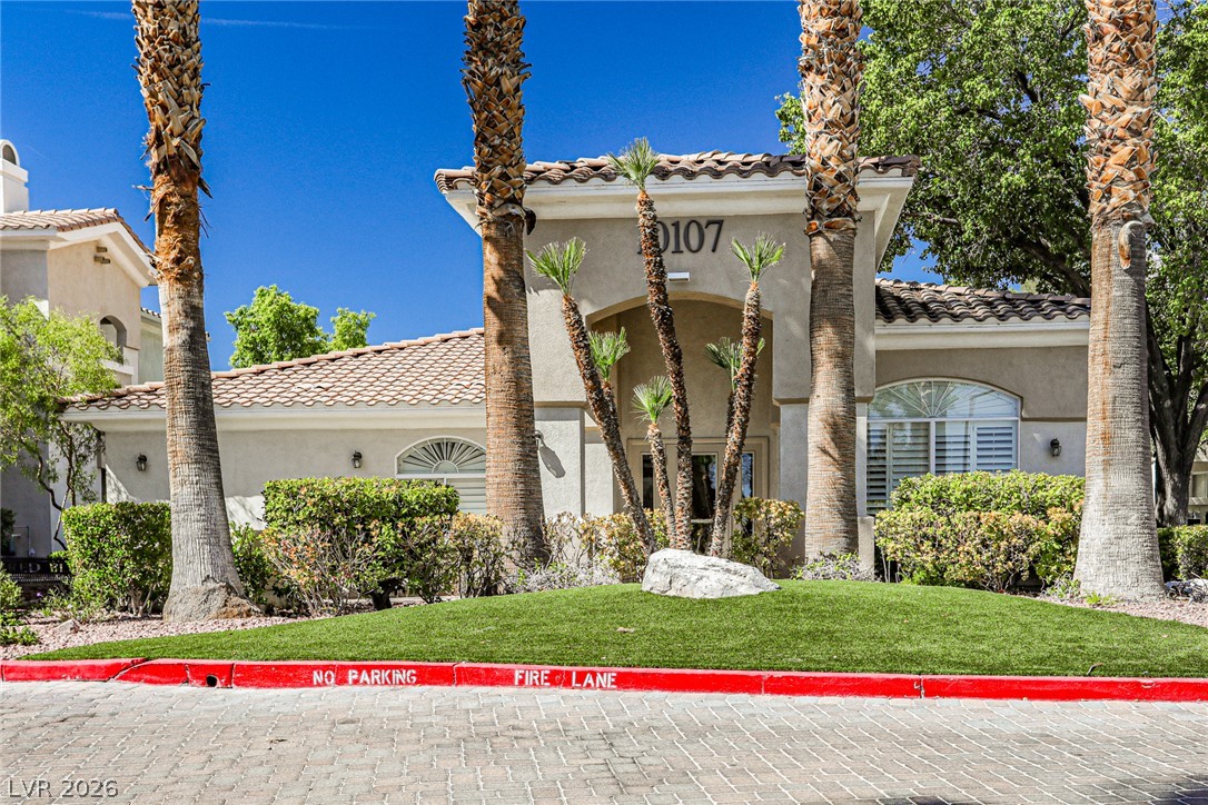 1500 Ruby Cliffs Lane 201 Las Vegas NV 89144