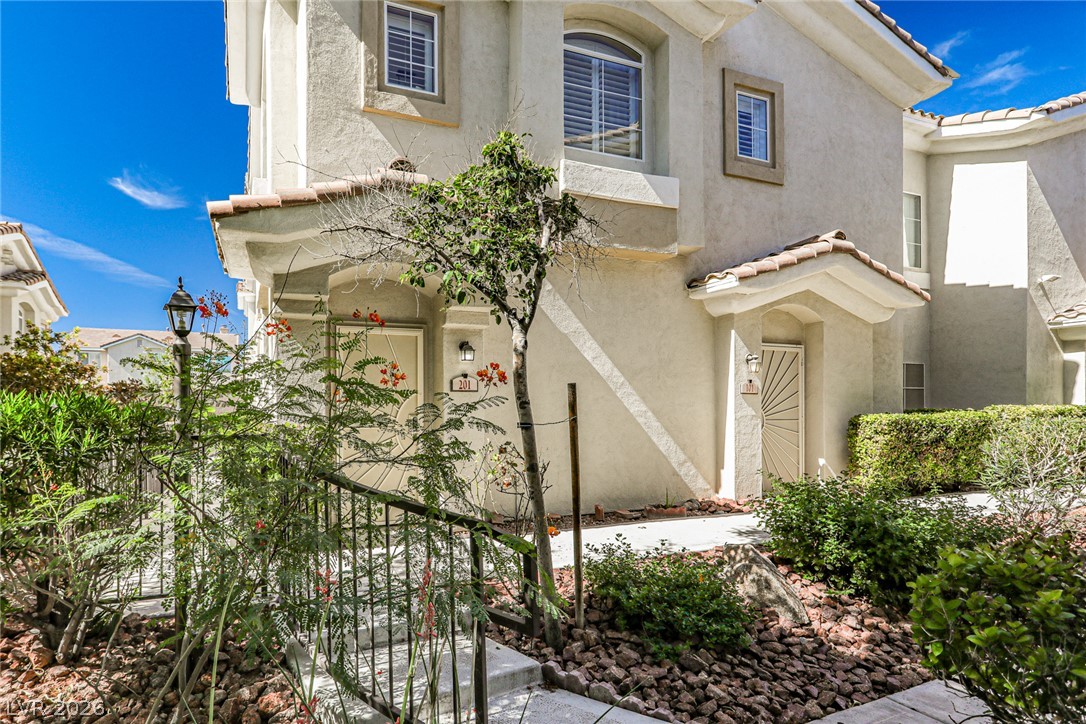 1500 Ruby Cliffs Lane 201 Las Vegas NV 89144