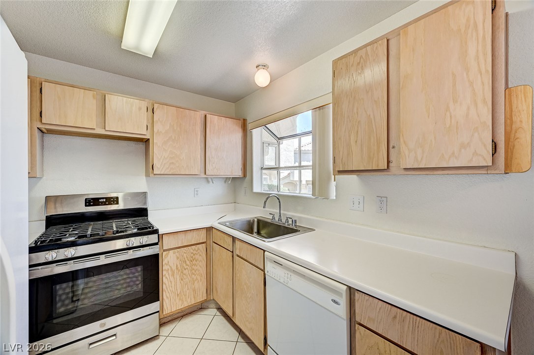694 Anne Lane 694 Henderson NV 89015
