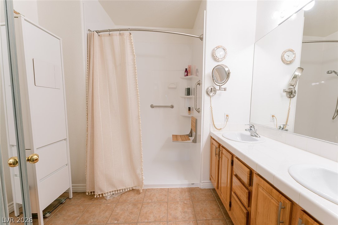 4920 Black Bear Road 204 Las Vegas NV 89149