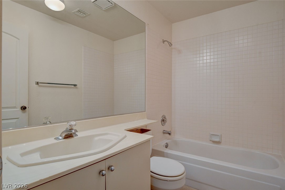 7637 Valley Green Drive 101 Las Vegas NV 89149