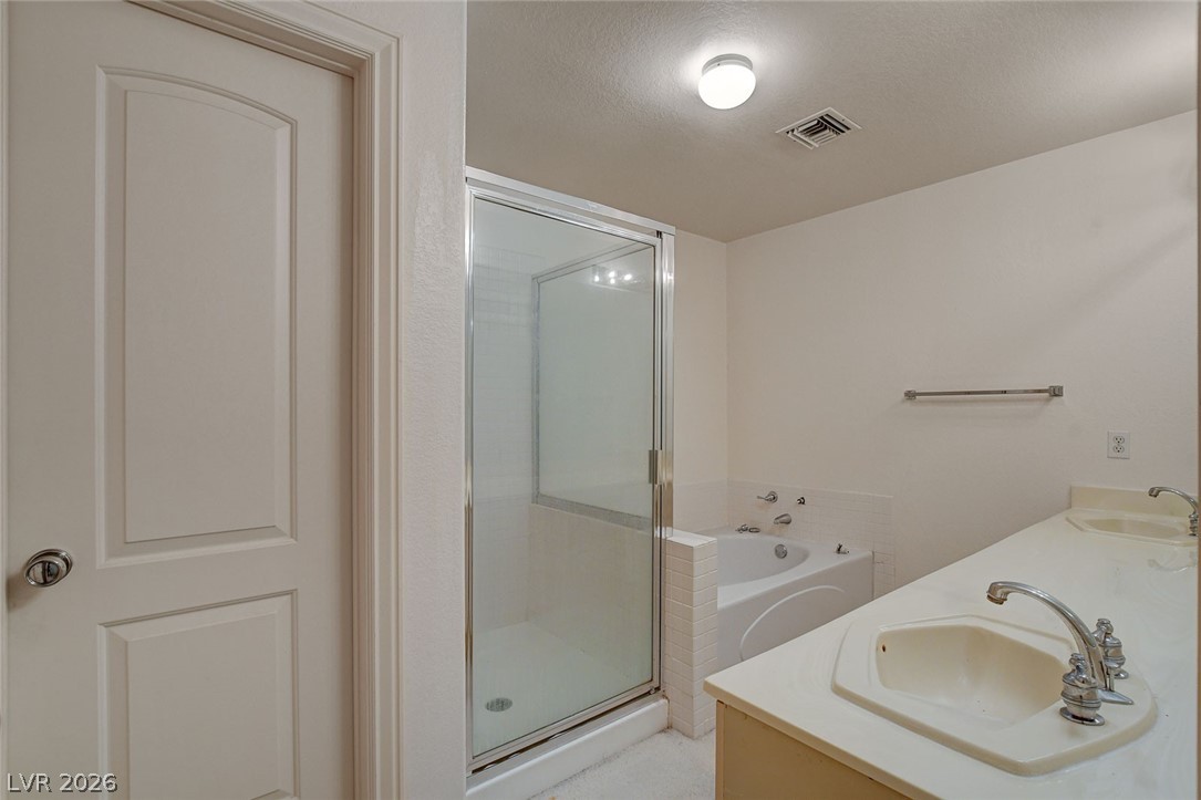 7637 Valley Green Drive 101 Las Vegas NV 89149
