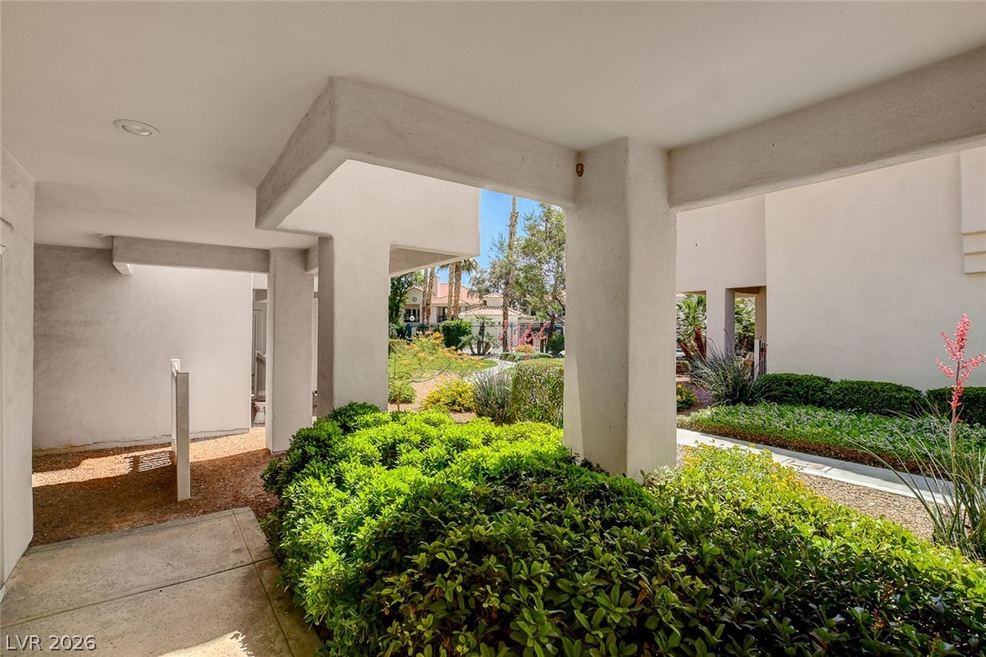 7637 Valley Green Drive 101 Las Vegas NV 89149