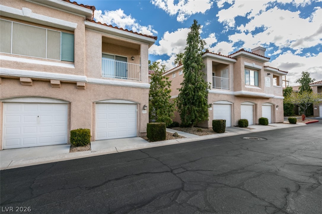 251 South Green Valley Parkway 3812 Henderson NV 89012