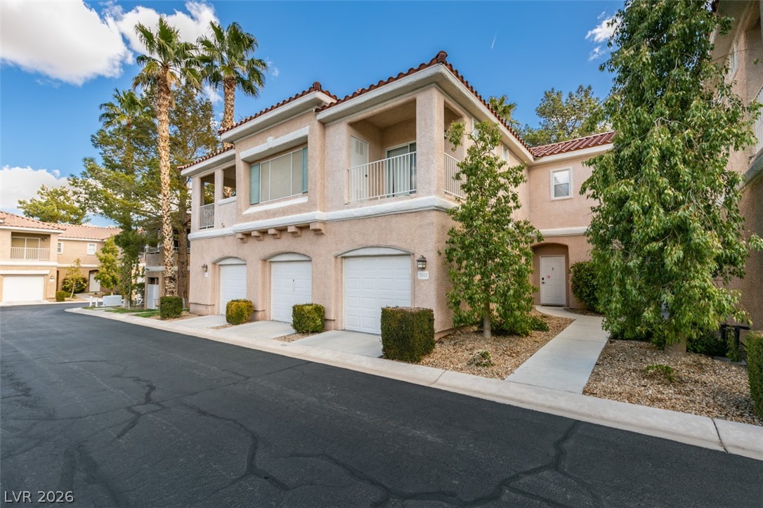 251 South Green Valley Parkway 3812 Henderson NV 89012