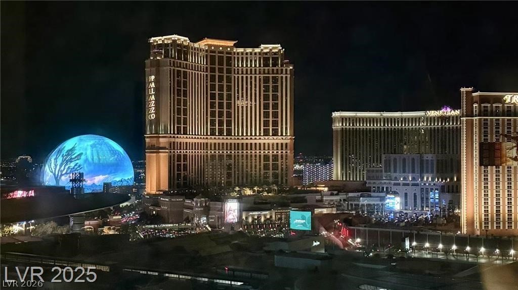 2000 North Fashion Show Drive 3818 Las Vegas NV 89109