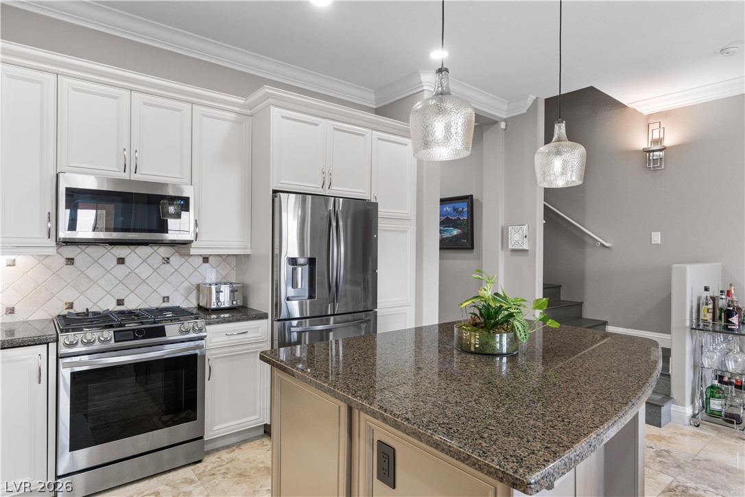 6 Via Vasari 102 Henderson NV 89011