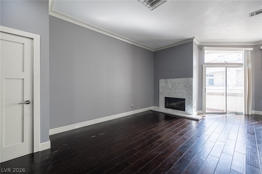 3150 Soft Breezes Drive 2047 Las Vegas NV 89128