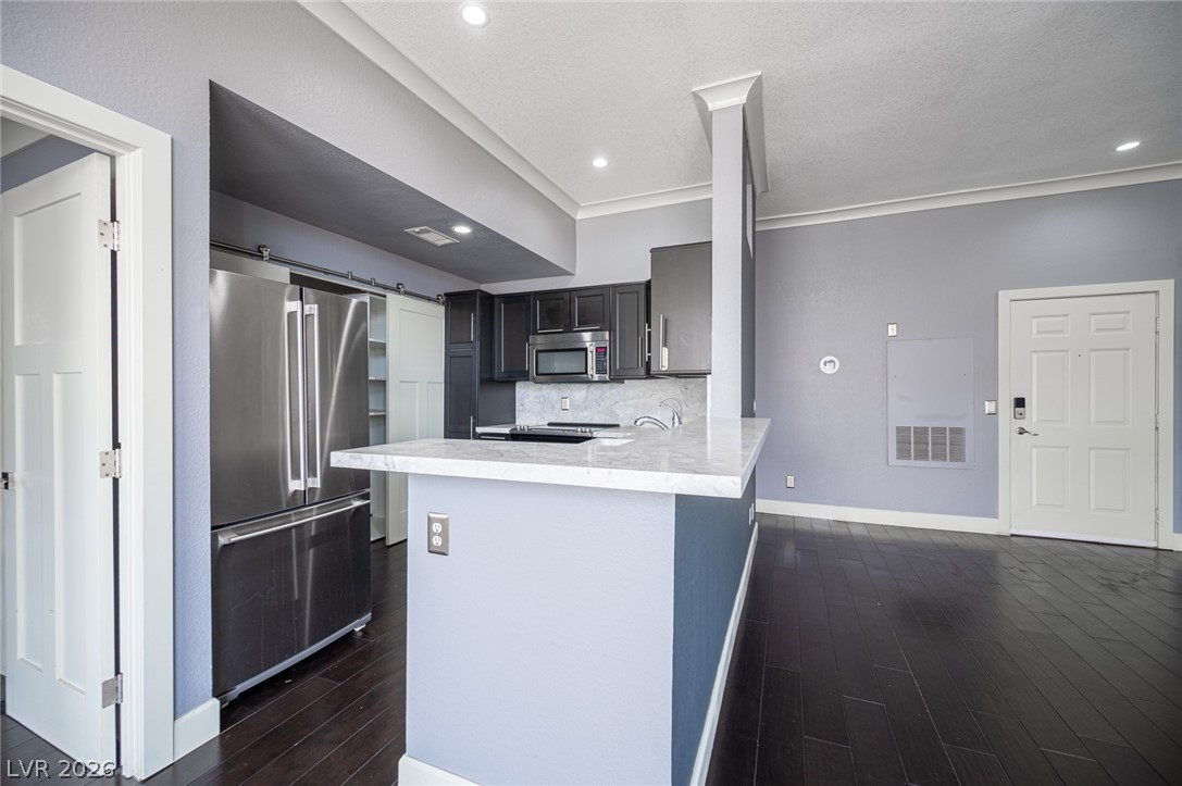 3150 Soft Breezes Drive 2047 Las Vegas NV 89128