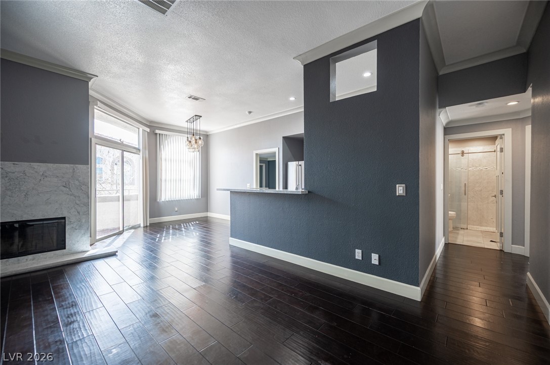 3150 Soft Breezes Drive 2047 Las Vegas NV 89128
