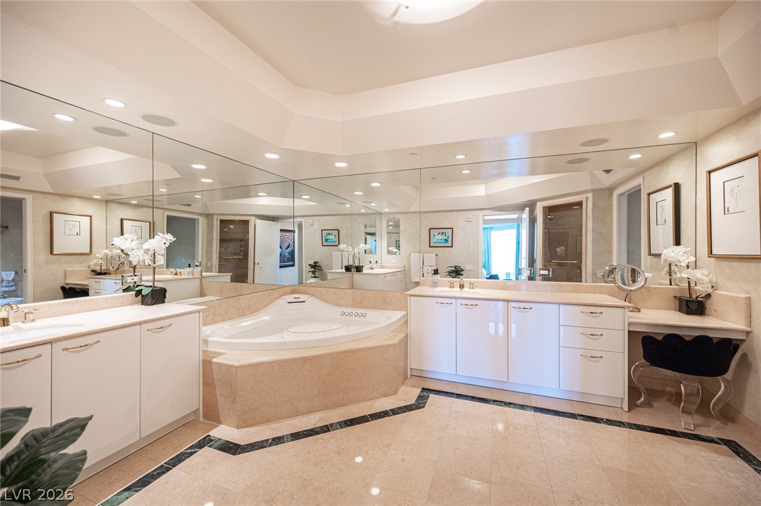2857 Paradise Road 1702 Las Vegas NV 89109