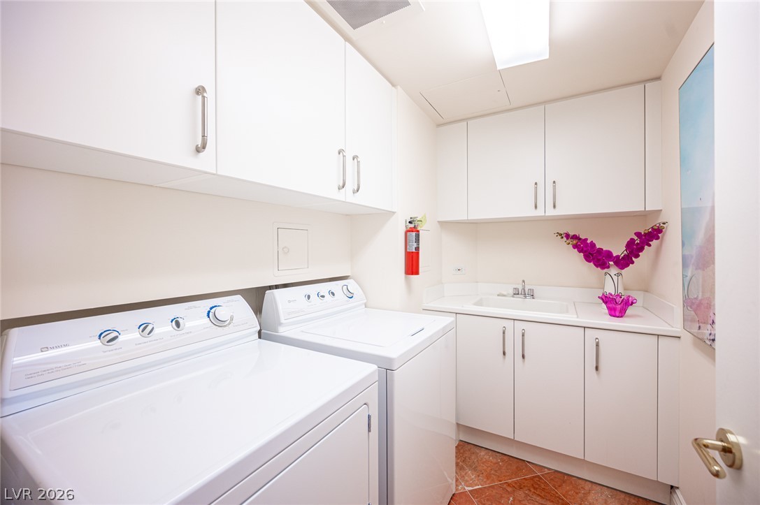 2857 Paradise Road 1702 Las Vegas NV 89109