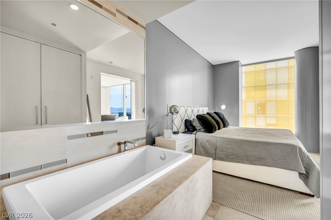 3726 Las Vegas Boulevard 2807 Las Vegas NV 89158