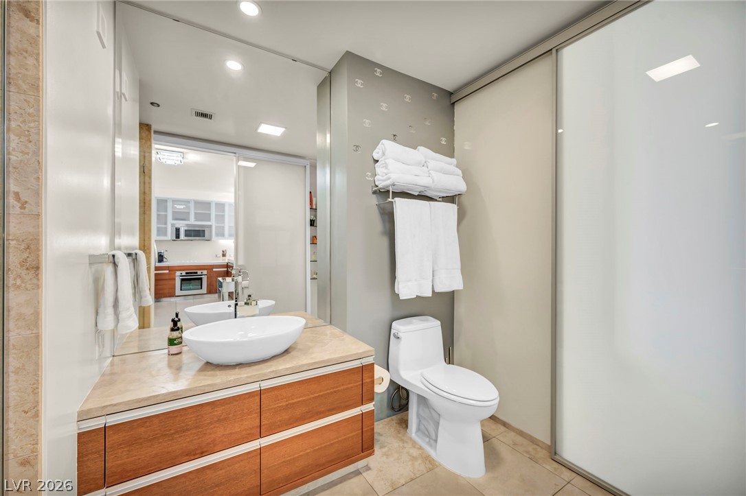 3726 Las Vegas Boulevard 2807 Las Vegas NV 89158